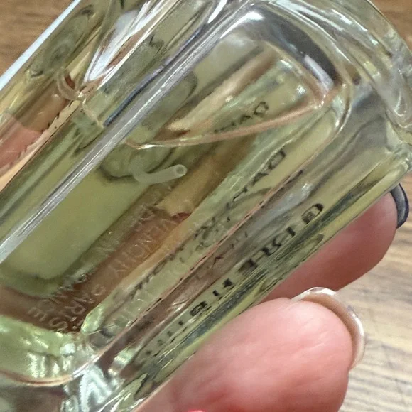 Givenchy Dahlia Noir Leau Floral Fresh Eau de Toilette Perfume Set 2 Bottles - Picture 8 of 12